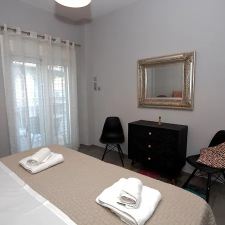 Iron Seaview Apartment *